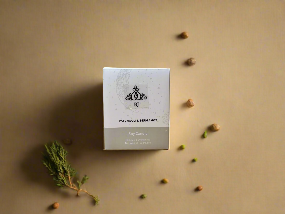 Patchouli & Bergamot, 100% Soy, Eco Friendly, 35 hours burning time, 160g