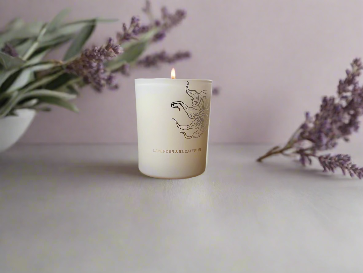 Lavender & Eucalyptus 100% Soy, Eco Friendly, 35 hours burning time, 160g